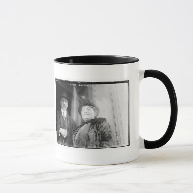 Taza de Maria Montesorri (Derecha)