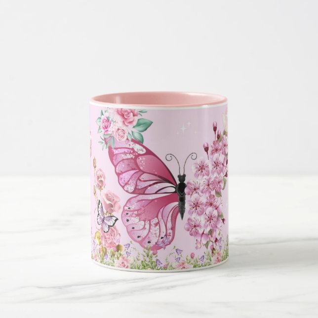 Taza de mariposa rosa soñadora – Café con estética (Centro)