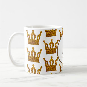 Taza de oro de la obra clásica de la corona del