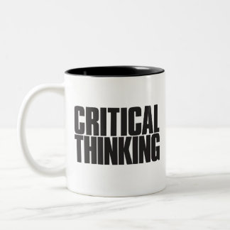 Taza de "pensamiento" crítica