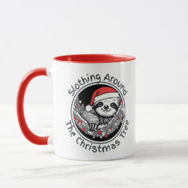 Taza de Perezoso alrededor del Árbol de Navidad