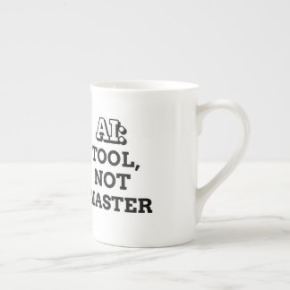 Taza De Porcelana AI: Herramienta no maestra