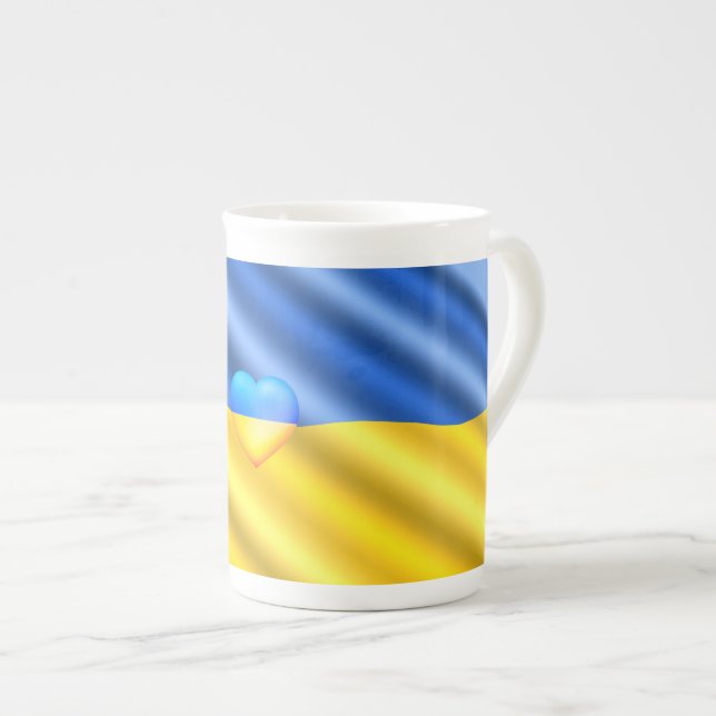 Taza De Porcelana Apoyar la bandera ucraniana - Libertad (Derecha)