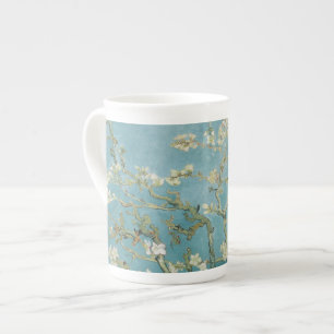 Taza De Porcelana Árbol de almendras en floración por Vincent Van Go