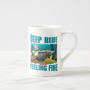 Taza De Porcelana Arte de sirena delfín azul profundo y sintiéndose