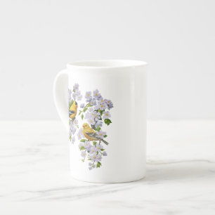 Taza De Porcelana Aves Goldfinch y flores color de fondo de selecció