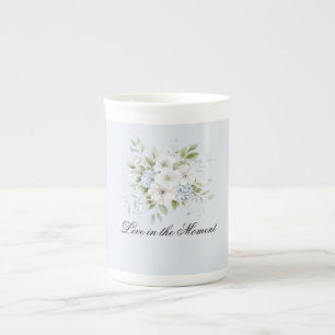 Taza De Porcelana Azul Celeste Floral Blanco Pálido