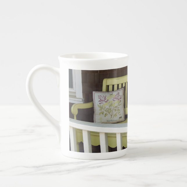 Taza De Porcelana Baño amarillo y almohada - Viñetería de Martha (Izquierda)