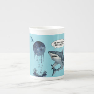 Taza De Porcelana Buzo de tiburón divertido hora de almuerzo burbuja