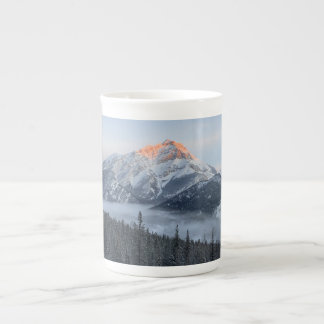 Taza De Porcelana Cacade Mountain Bone China Mug