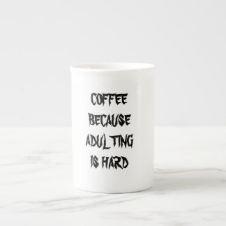 Taza De Porcelana Café: porque adultar es duro Mug