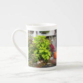 Taza De Porcelana Calabaza y Coleus - Viñedo de Martha
