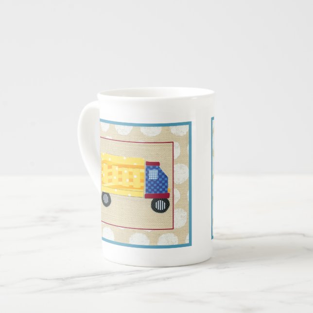 Taza De Porcelana Camión volcado para niños de Chariklia Zarris (Izquierda)