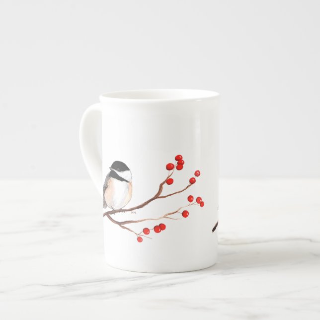 Taza De Porcelana Chickadee con las bayas rojas - sola rama (Izquierda)