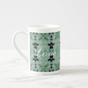 Taza de porcelana china floreada con turquesa