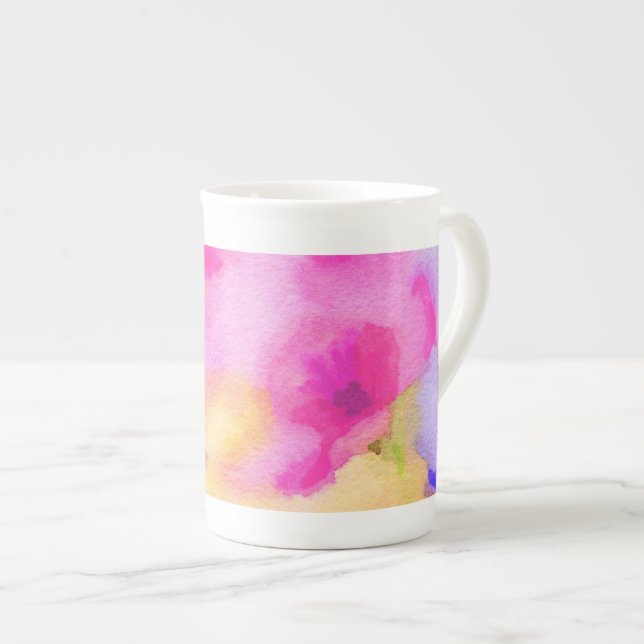 Taza de porcelana con estampado floral en acuarela (Derecha)