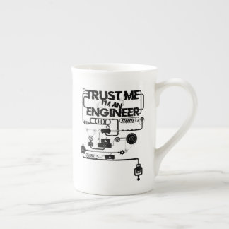 Taza De Porcelana Confía en mí. Soy ingeniero