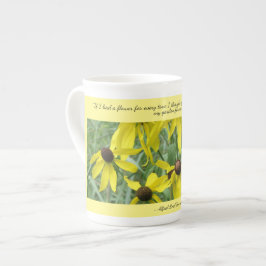 Taza de porcelana de conos amarillos Pensamientos