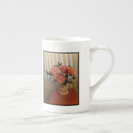 Taza de porcelana de hueso Jarrón de peonía rosa