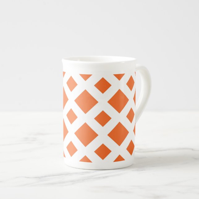 Taza De Porcelana Diamantes naranjas sobre blanco (Derecha)