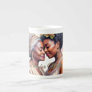 Taza De Porcelana El Abrazo de una Madre – Un Vínculo Atemporal en F