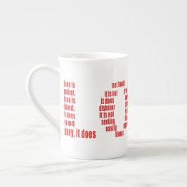 Taza De Porcelana El amor es... 1 Corintios 13:4-8 versículo de la B