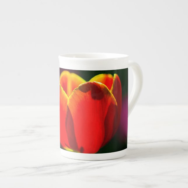 Taza De Porcelana Flor de tulipán rojo (Derecha)