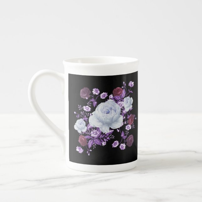 TAZA DE PORCELANA FLORES DE LILA, FONDO NEGRO (Izquierda)