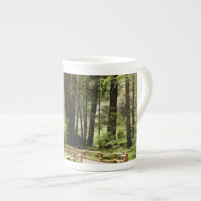 Taza De Porcelana Fotografía de la naturaleza de Muir Woods Path I (Derecha)