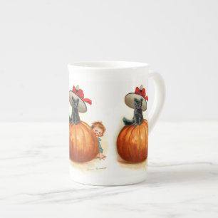 Taza De Porcelana Frances Brundage: Gato negro, calabaza y un