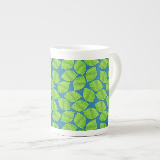 Taza De Porcelana Fruidosas extremidades verdes sobre fondo azul par (Derecha)
