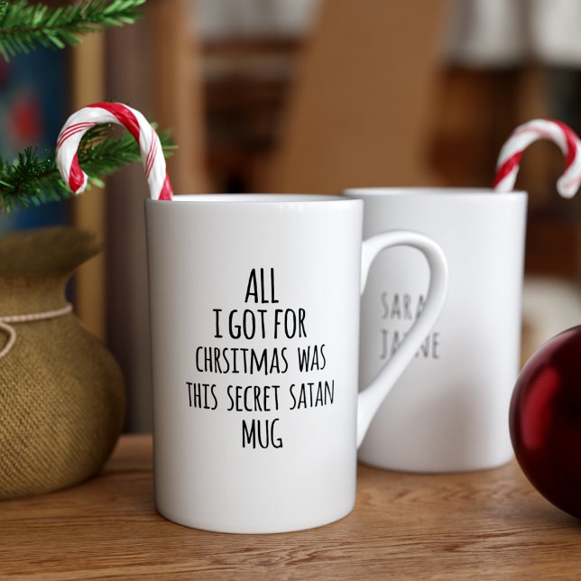 Taza De Porcelana Funny Santa Navidades mal escritas personalizadas (Add your name and wrap it up! *parody Christmas mug - yes I know there's a typo - it's deliberate*🎄)