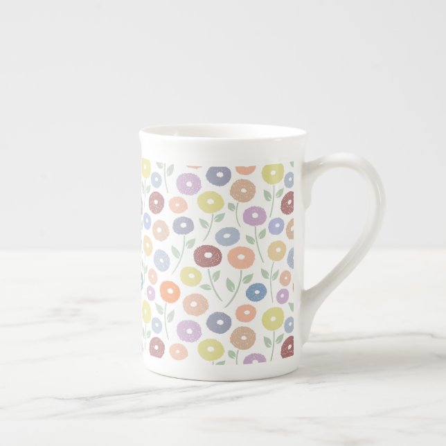Taza De Porcelana Fuzzy Flower Rpt Pattern Pastels on White (Derecha)