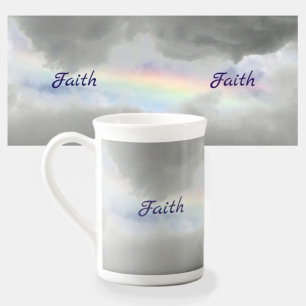 Taza De Porcelana Hermoso arcoiris celestial en nubes de tormenta