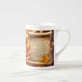 Taza De Porcelana Honey Swirl | Salmo 19:9-11 KJV Mug