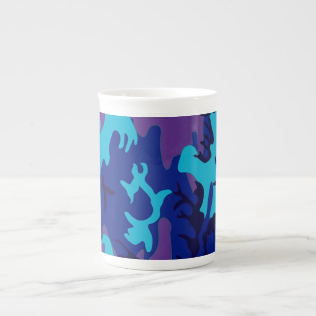 Taza De Porcelana Hueso de China azul oscuro y morado de camuflaje (Frente)