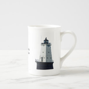 taza de porcelana hueso Luz de rompeolas norte de 