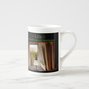 Taza De Porcelana La vida, la aventura continúa