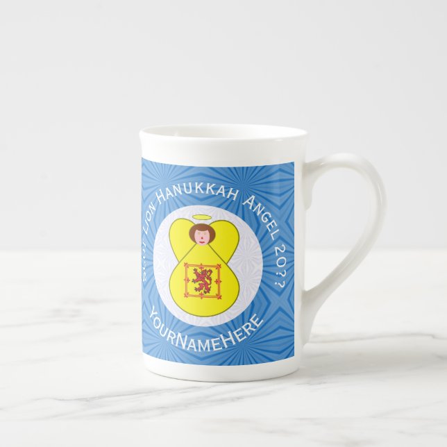 Taza De Porcelana León escocés Rampant Angel Hanukkah Bandera person (Derecha)