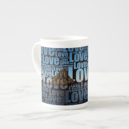 Taza De Porcelana Letra Love Typography and Seascape Beach Bone Chin
