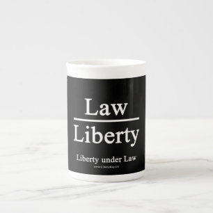Taza De Porcelana Libertad bajo la ley loza de porcelana