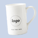 Taza De Porcelana Logotipo simple y negocio de texto<br><div class="desc">Sencillo logotipo y texto personalizado para su empresa. Reemplace el logotipo y el texto por el propio personalizar. Utilícelos usted mismo, dáselos a sus empleados y compañeros de trabajo, venderlos a clientes y clientes o regalarlos como material promocional para inspirar la lealtad del cliente. Perfecto para un fiesta corporativo, un...</div>