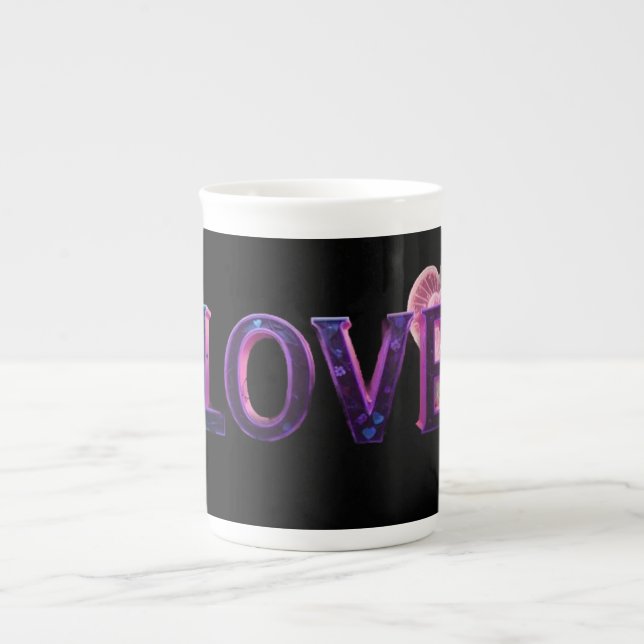 Taza De Porcelana “LOVE” mug, featuring a bold, artistic design (Frente)