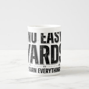 Taza De Porcelana Mentalidad de Fútbol Sin Yardas Fáciles Negro Blan
