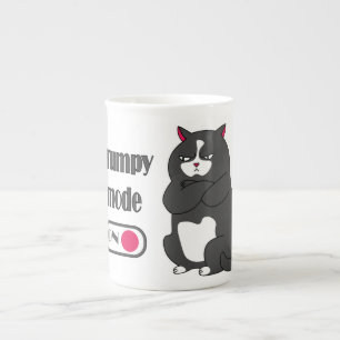 Taza De Porcelana Modo gruñón en gato gordo gracioso