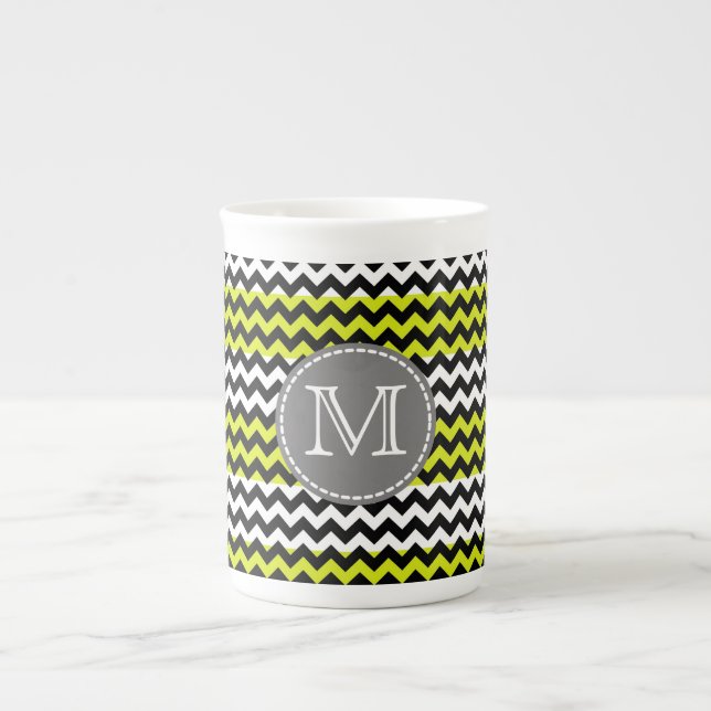 Taza De Porcelana Monograma de zigzag verde negro (Frente)