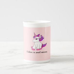 Taza De Porcelana Mug con unicornio lindo con gafas