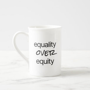 Taza De Porcelana Mug de la especialidad de igualdad sobre equidad
