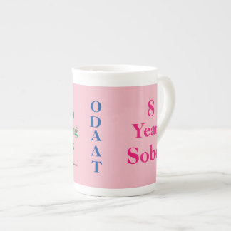 Taza De Porcelana Mug sobrio de 8 años