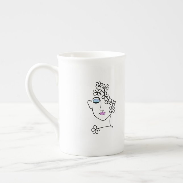 Taza De Porcelana Mujer con arte de línea de flores (Izquierda)